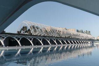 Local comercial en alquiler en Gran Vía en Valencia