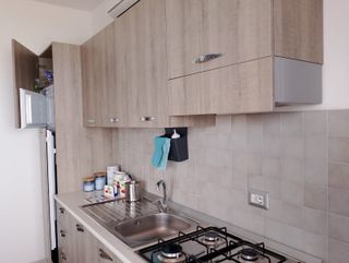 Cucina componibile legno e metallo