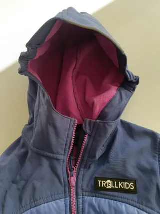 Chaqueta Trollkids niña 3-4 años azul y morada