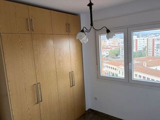 Piso en alquiler en Gamarra - La Trinidad en Málaga