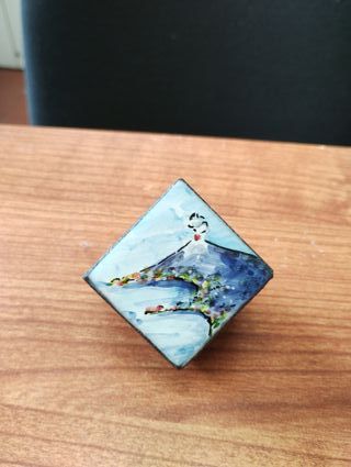 Soprammobile Etna in pietra lavica