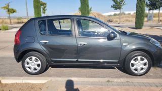 Dacia Sandero Hibrido GLP 75 CV Etiqueta ECO
