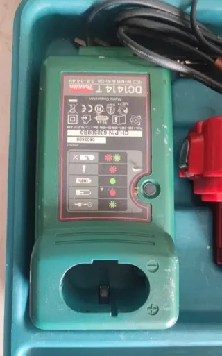 Taladro Makita Batería 12V