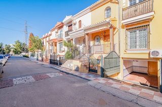 Casa adosada en venta en Cúllar Vega