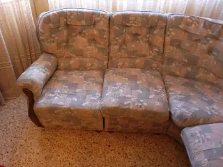 Se regala Sofá rinconero