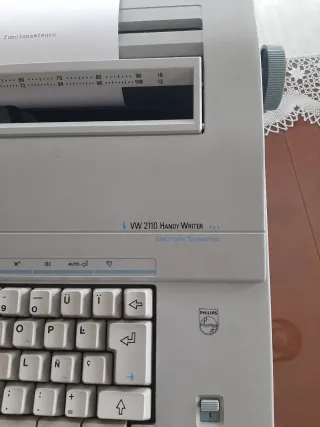 Máquina de escribir eléctrica Philips VW 2110