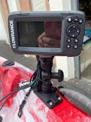 Kayak de pesca con accesorios