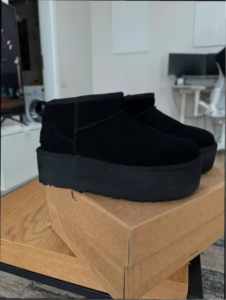 Botas UGG Ultra Mini Plataforma Talla 39
