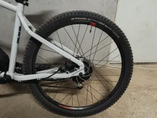 Bicicleta eléctrica Rockrider E-ST 100 Blanca