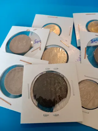 Lote de monedas y medallas numismáticas