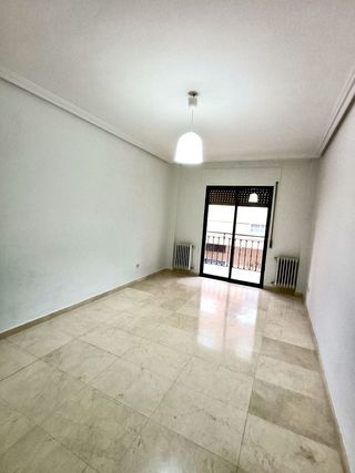 Piso en venta en Universidad en Ciudad Real