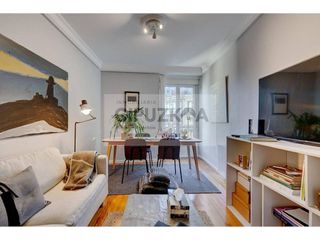 Piso en venta en Gros en San Sebastián-Donostia