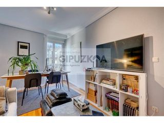 Piso en venta en Gros en San Sebastián-Donostia