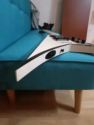 Guitarra eléctrica Jackson JS32T