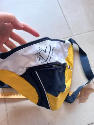 Marsupio bianco e giallo