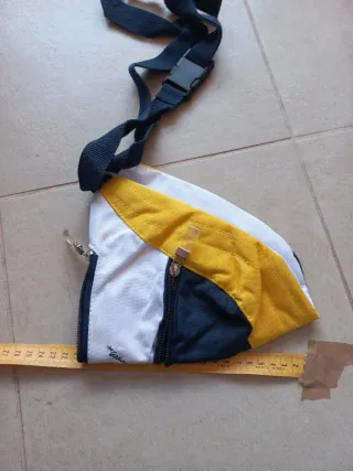 Marsupio bianco e giallo