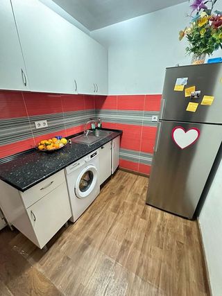 Piso en venta en Reyes en Parla