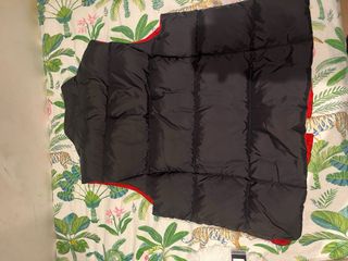 Chaleco Napapijri Negro y Rojo