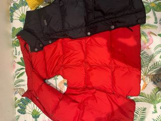 Chaleco Napapijri Negro y Rojo