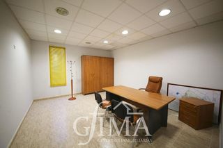 Edificio en venta en Tomelloso