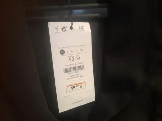 Blazer Bershka fiesta con pedrería