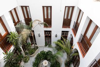 Chalet en alquiler en Santa Cruz en Sevilla