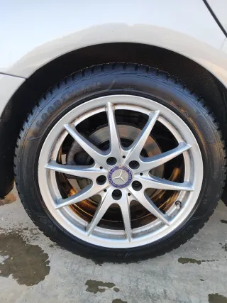 LLANTAS MERCEDES CLASE A 17 ORIGINALES NEUMÁTICOS