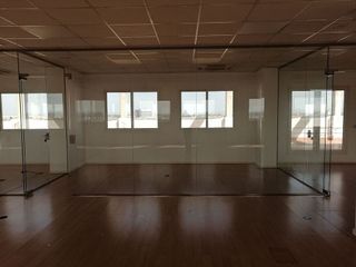 Oficina en alquiler en Colores - Entreparques en Sevilla