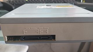 Grabadora DVD/CD Philips & Lite-on DH-16A6S