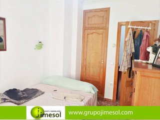 Casa adosada en venta en Cabra