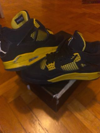 Jordan 4 Yellow Thunder