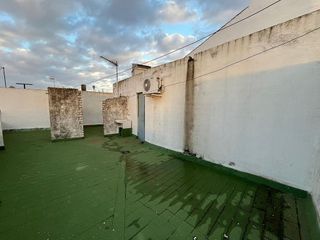 Chalet en venta en Carmona