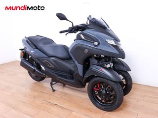 YAMAHA TRICITY 300