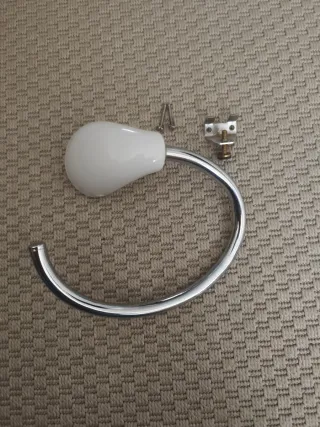 Conjunto toalleros porcelana y metal ROCA