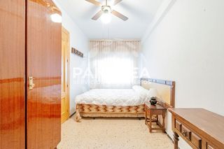 Piso en venta en Ciudad Jardín - Tagarete - El Zapillo en Almería