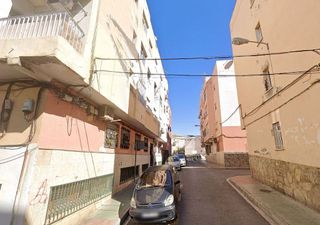 Piso en venta en La Chanca - Pescadería en Almería
