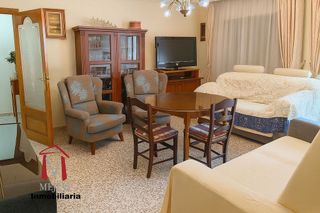 Piso en venta en Zona de Cueva de Menga en Antequera