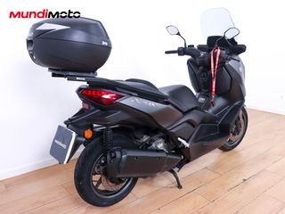 YAMAHA X-MAX 300