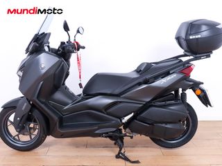 YAMAHA X-MAX 300