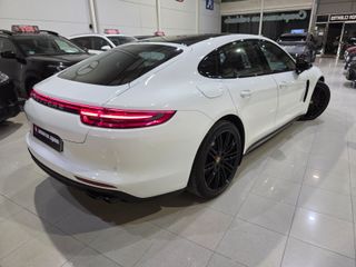 Porsche Panamera 4S Diesel