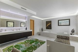 Casa en alquiler en Benahavís