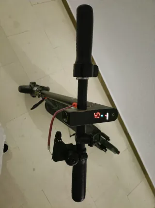 Patinete Eléctrico Negro