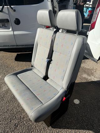 Asiento doble delantero t5 transporter Y base gira