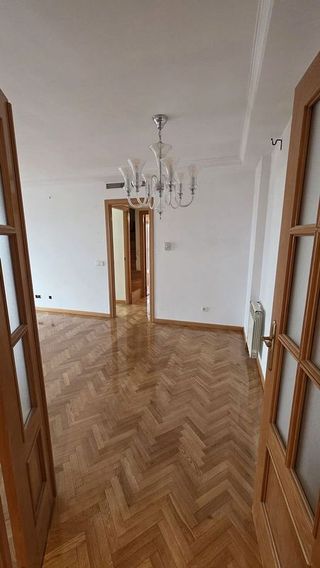 Piso en alquiler en Costillares en Madrid