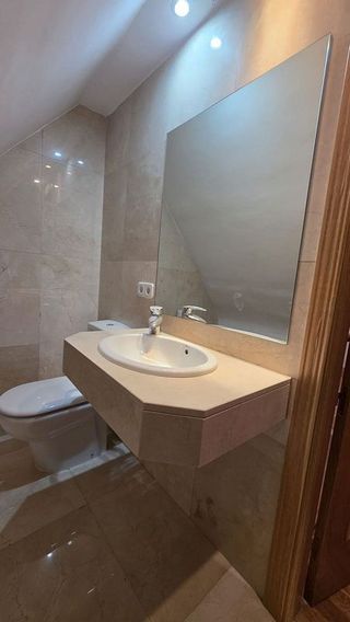 Piso en alquiler en Costillares en Madrid