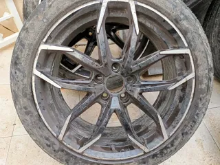 Llantas de aluminio 18 pulgadas con neumáticos