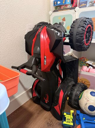 Quad eléctrico infantil negro y rojo