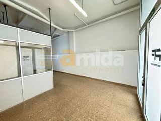 Local comercial en alquiler en Cementiri Vell en Terrassa