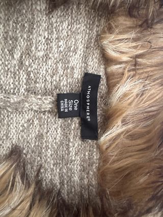 Capa mujer con cuello de pelo