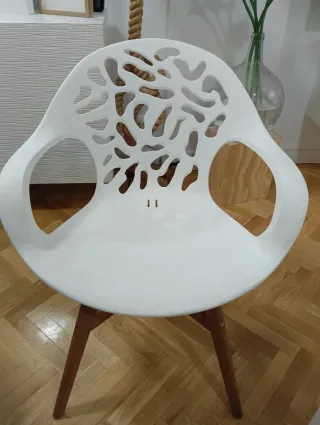 Sedia Bianca Ikea Design Moderno, prezzo per sedia